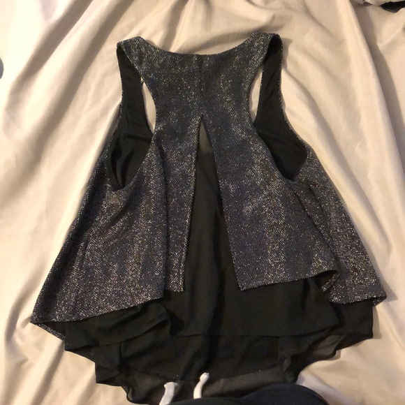 Express top - Picture 2 of 2